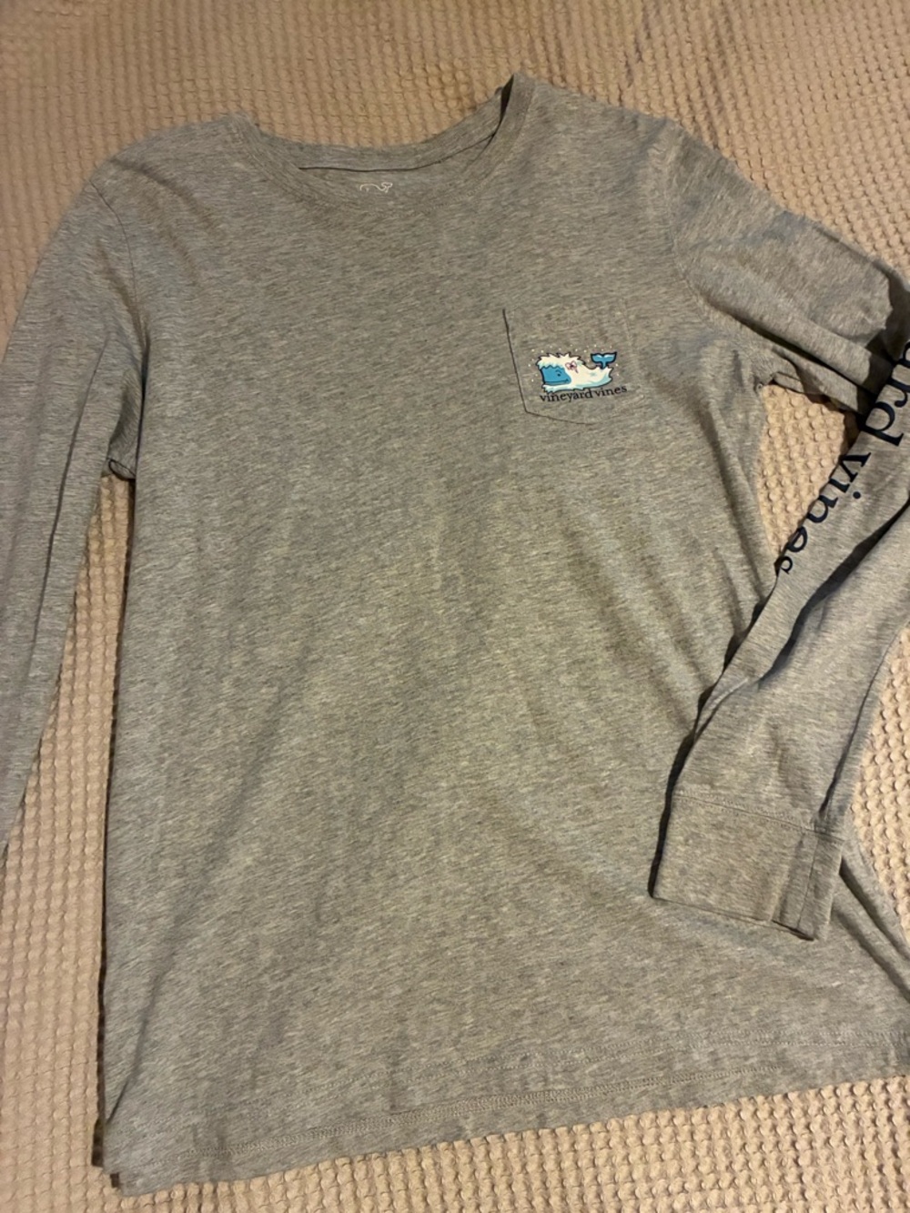 Vineyard Vines Long-Sleeve Pocket Tee - Gray, Small, Pink Bow’d Whale